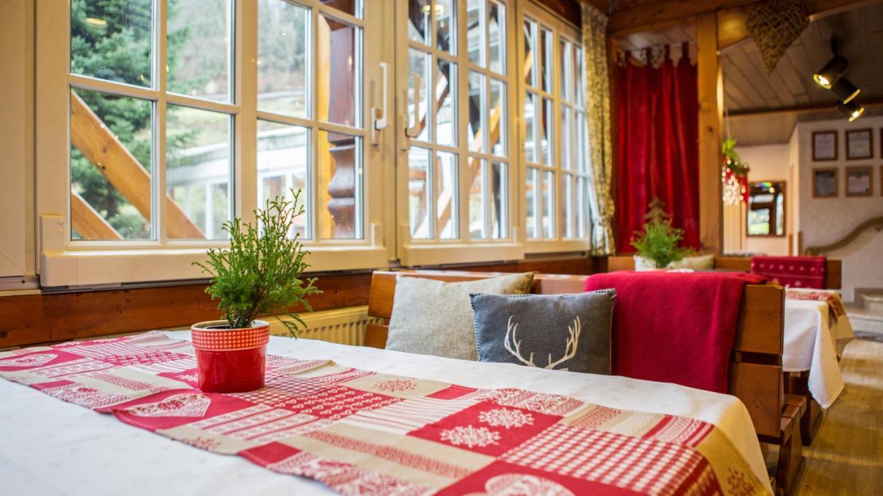 Landhotel Untere Kapfenhardter Muehle Unterreichenbach Ngoại thất bức ảnh