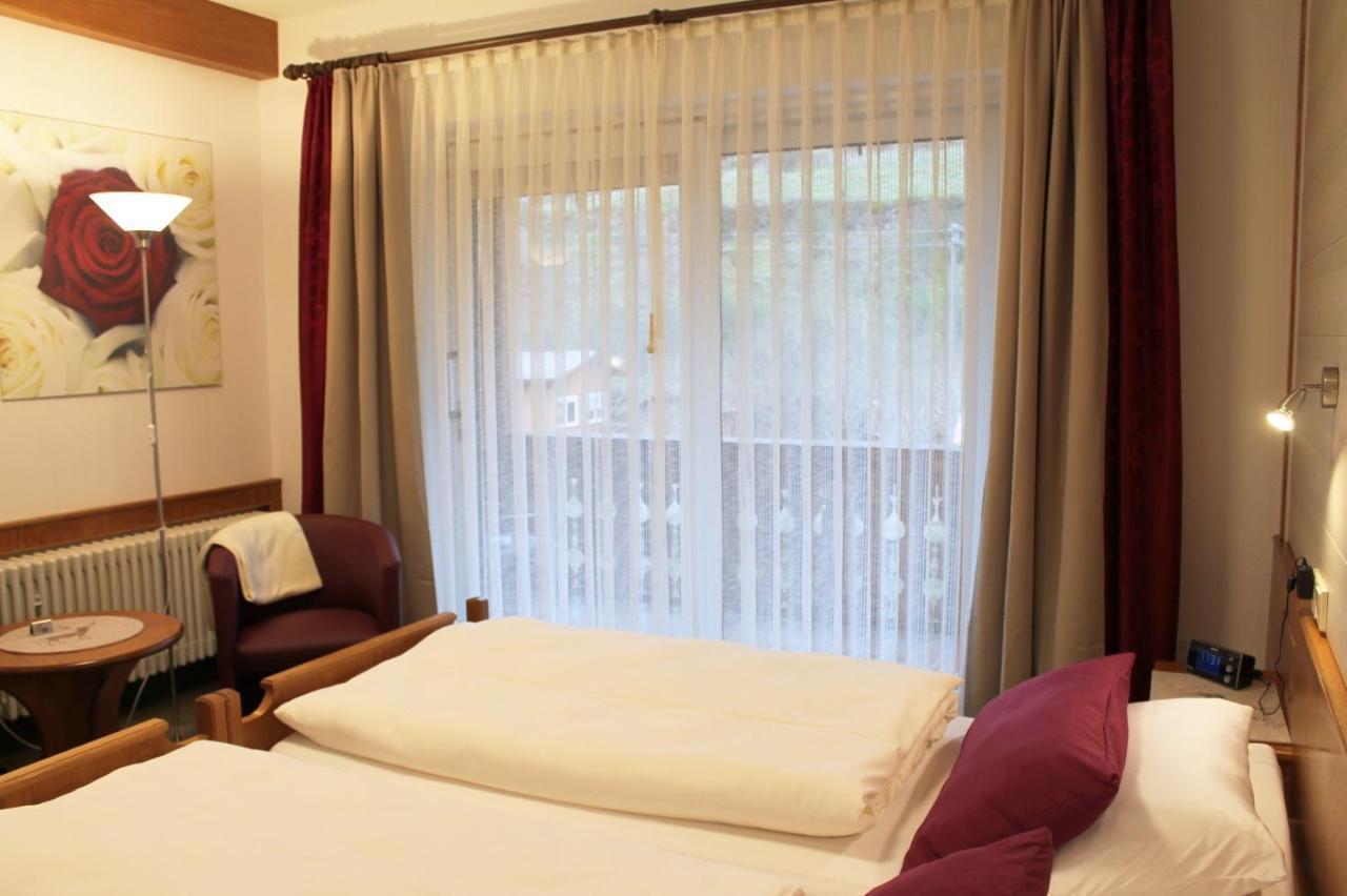 Landhotel Untere Kapfenhardter Muehle Unterreichenbach Ngoại thất bức ảnh