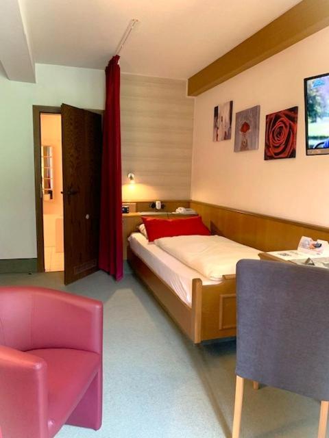 Landhotel Untere Kapfenhardter Muehle Unterreichenbach Ngoại thất bức ảnh